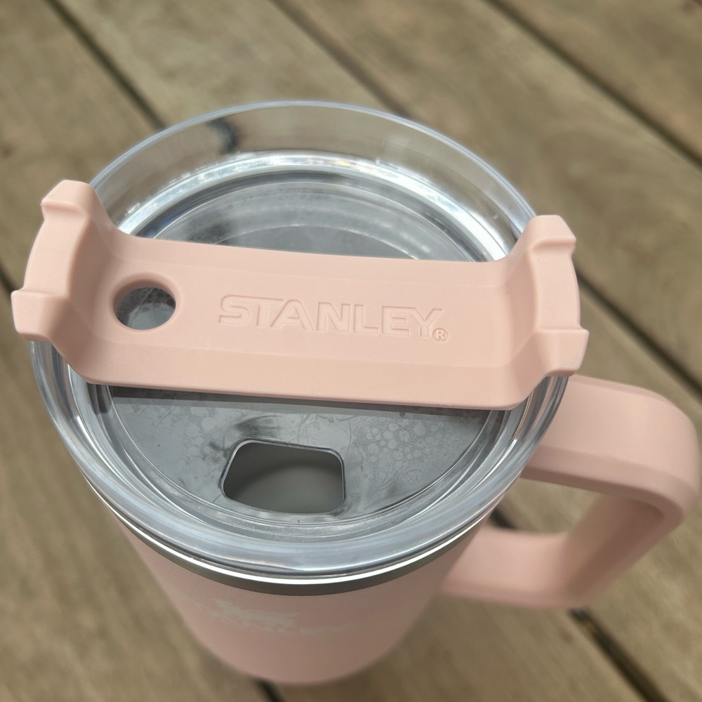 Stanley Travel Cup 40 Oz. Pink The Quencher H2.0 Flowstate Tumbler Peach Whip - Picture 5 of 9